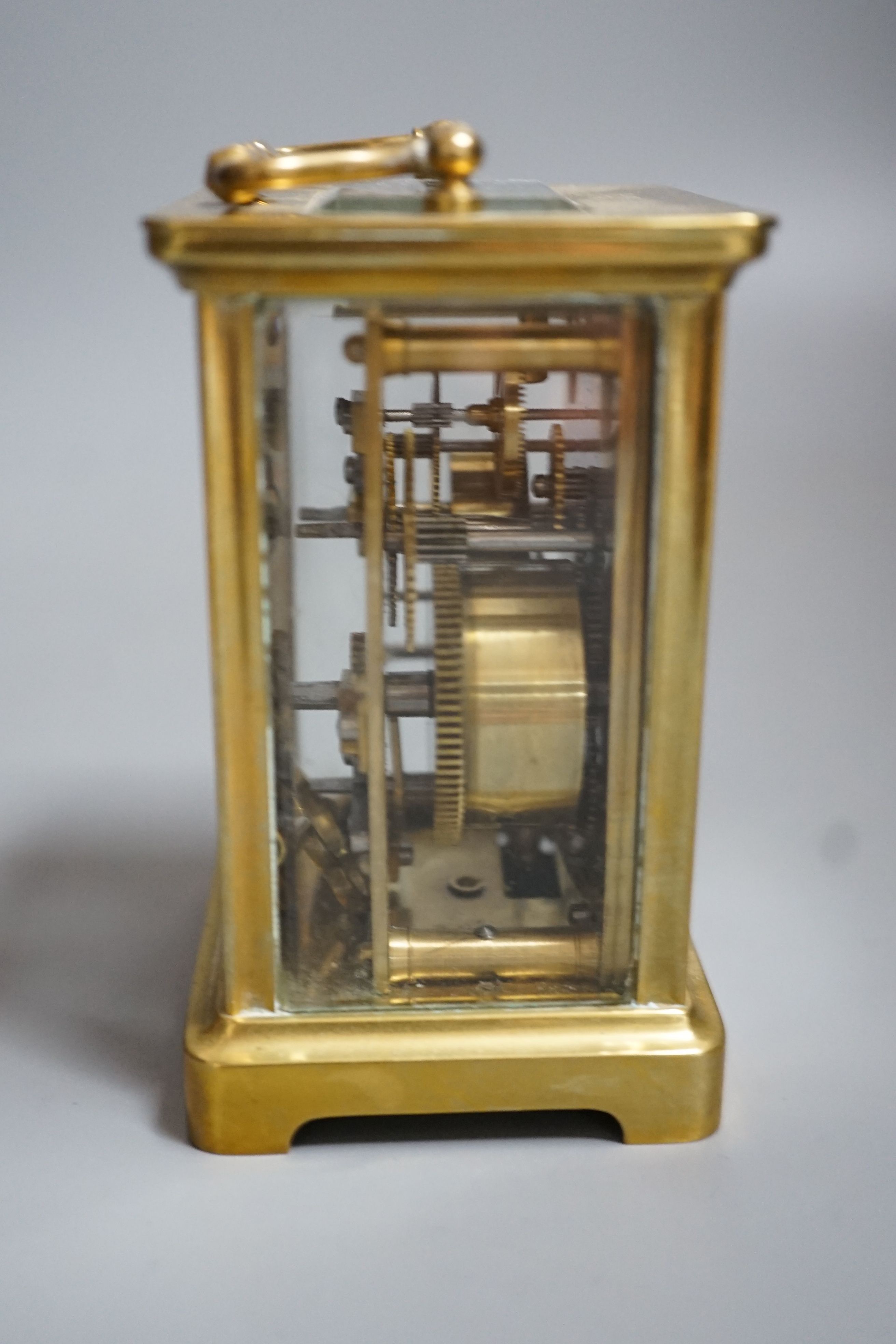 French carriage timepiece with original box and receipts - key included, 11cm high